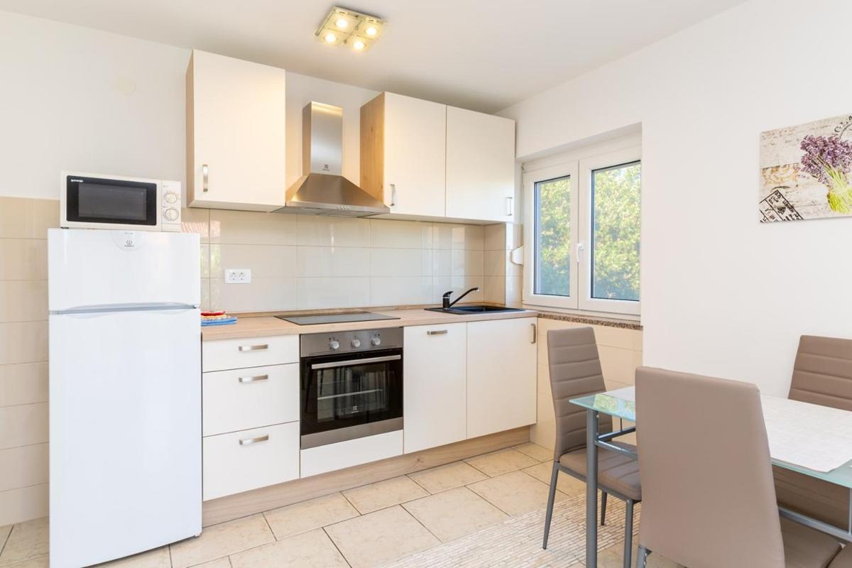 Apartments Murenc Медулин Екстериор снимка