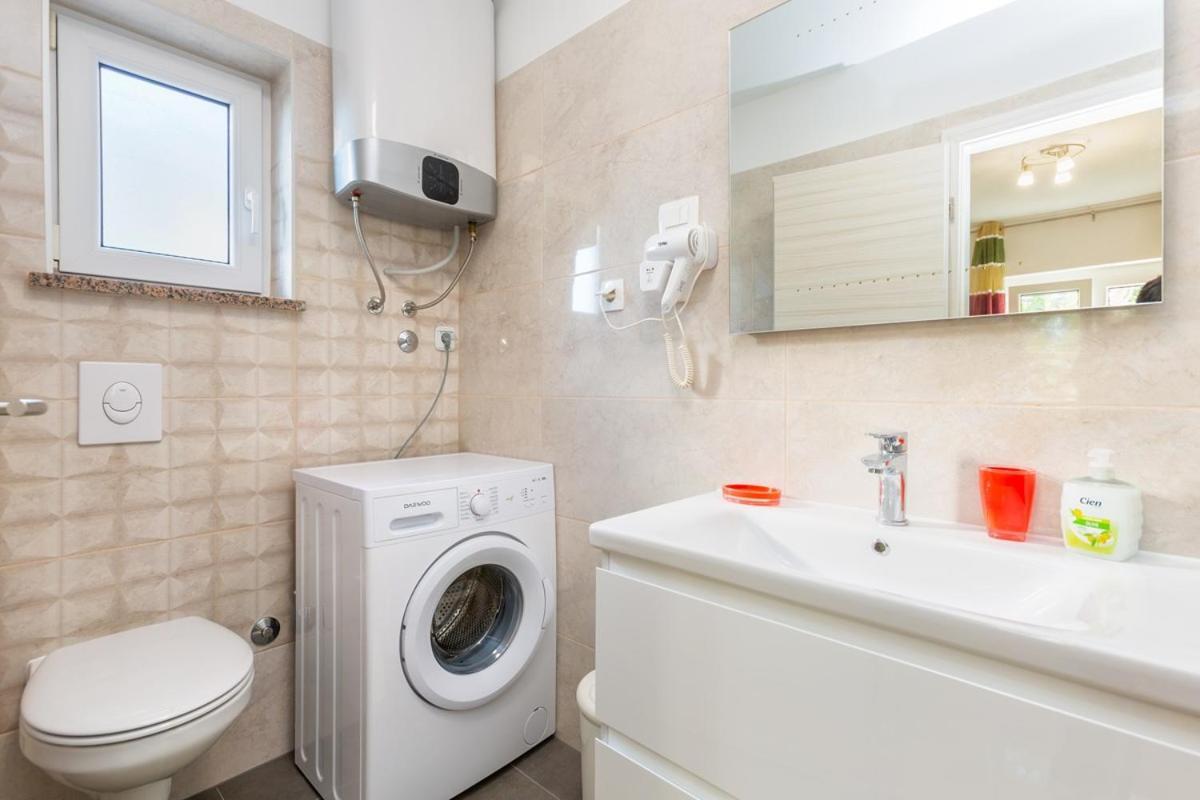 Apartments Murenc Медулин Екстериор снимка